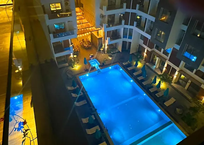 Imperial Sleeps 3 - Pool Parking Wifi דירה *